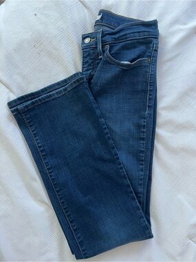 Levi's Women's Dark Blue Straight Leg Jeans
